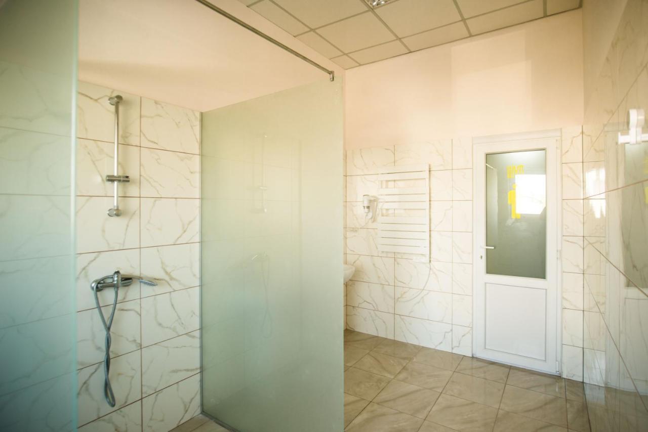 Si-Yo Hostel أوزهورود المظهر الخارجي الصورة